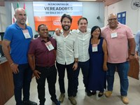 VEREADORES PRESENTES NO ENCONTRO EM PONTE NOVA